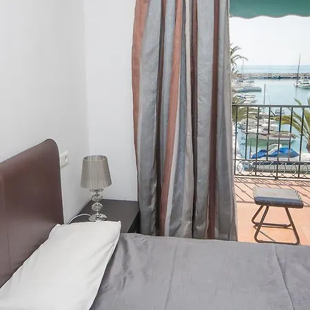 Apartment El Chanquete 6.3.8 *